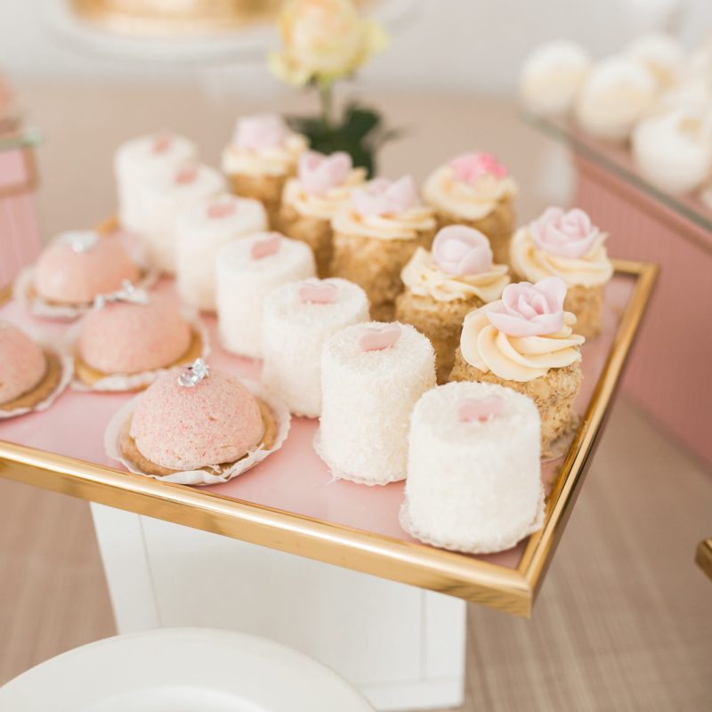 Wedding table desserts